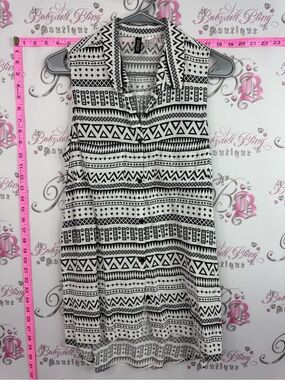 Divided Black & White Sleeveless Tribal Print Tank